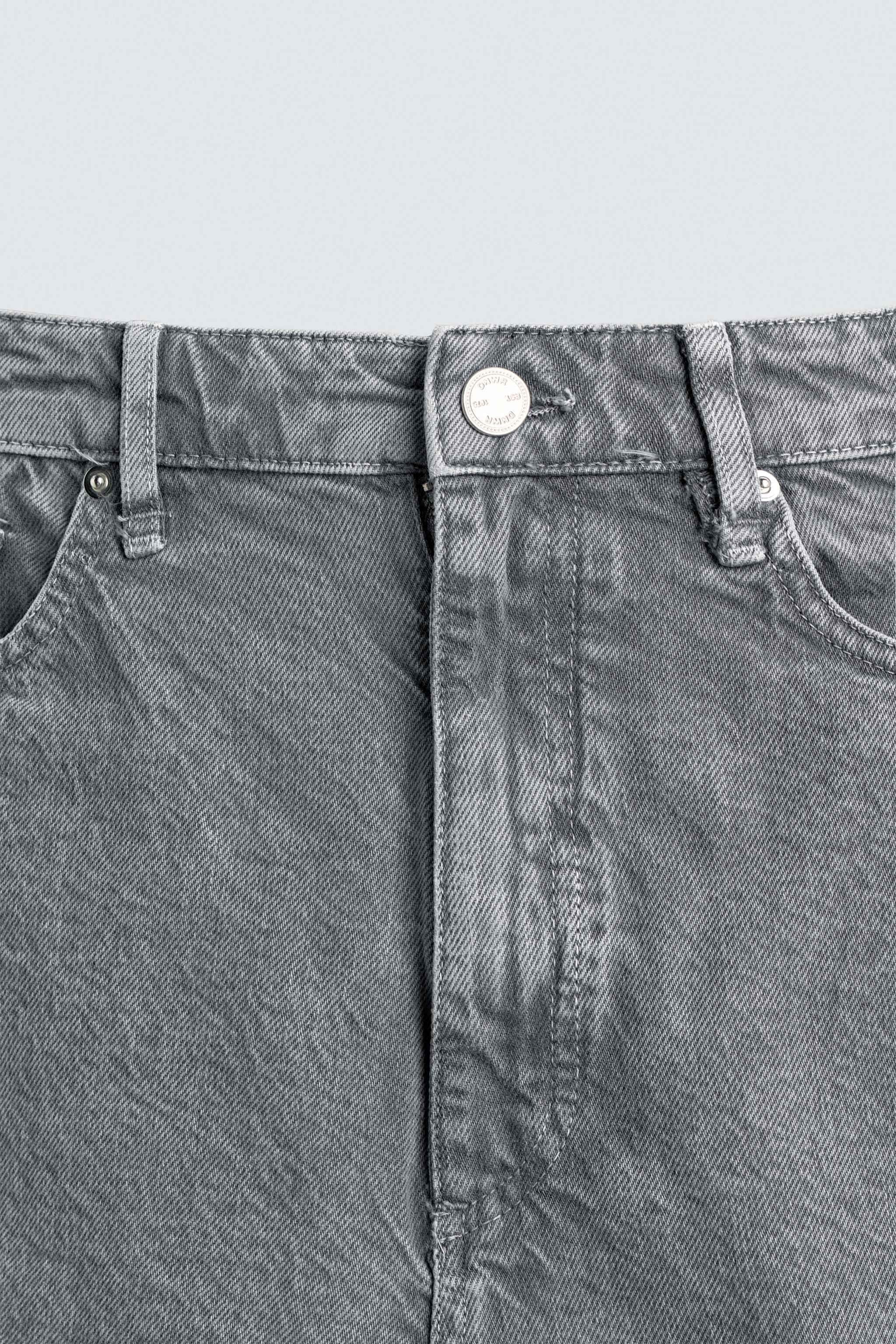 BAGGY FIT SHORTS